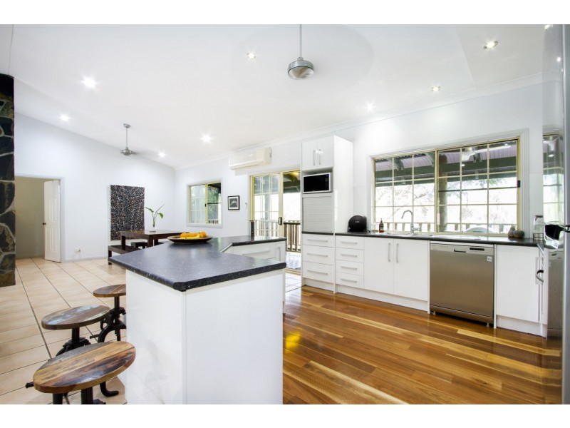 317 Sugarloaf Road, Sugarloaf QLD 4800