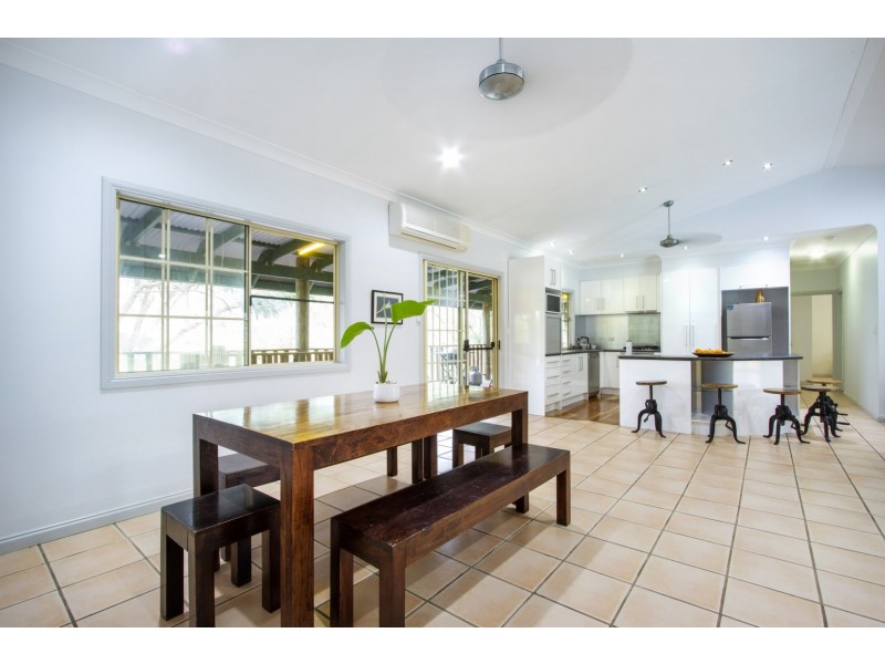 317 Sugarloaf Road, Sugarloaf QLD 4800