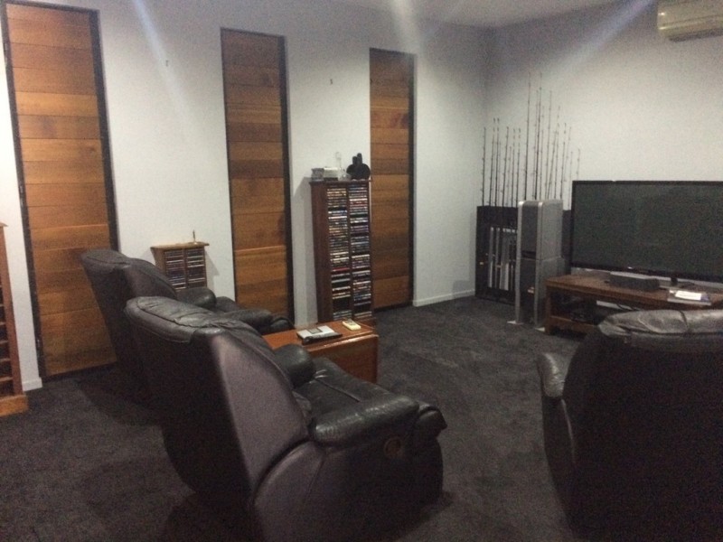 14 Links Drive, Cannonvale QLD 4802