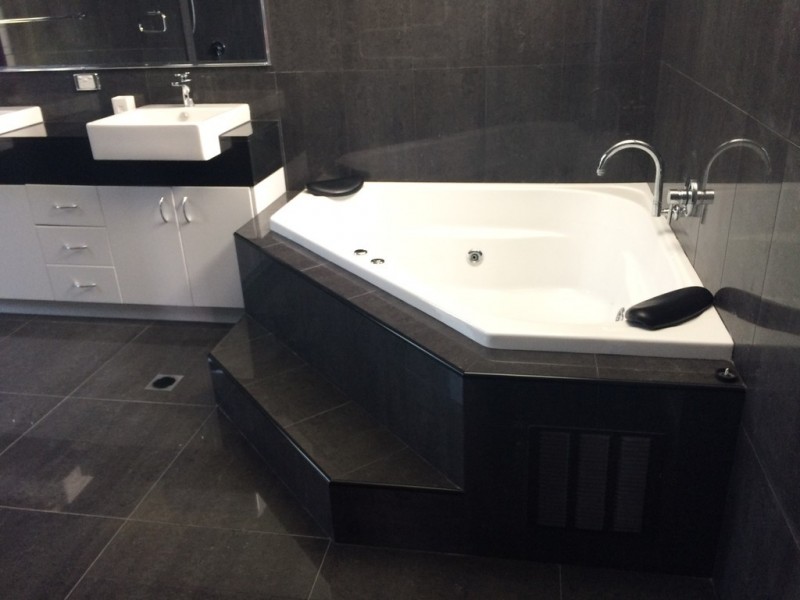 14 Links Drive, Cannonvale QLD 4802