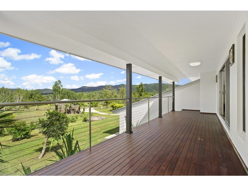 25 Kookaburra Drive, Cannon Valley QLD 4800