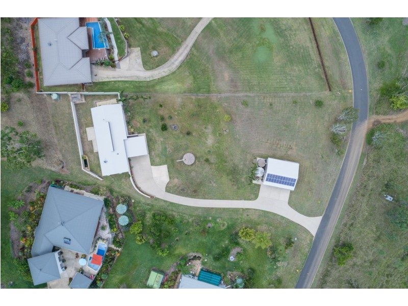 25 Kookaburra Drive, Cannon Valley QLD 4800