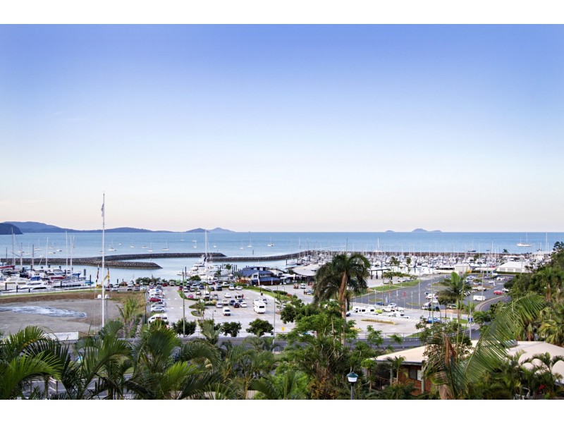 4 Airlie Crescent, Airlie Beach QLD 4802