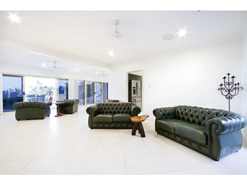 4 Airlie Crescent, Airlie Beach QLD 4802