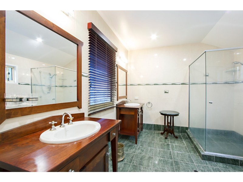 4 Airlie Crescent, Airlie Beach QLD 4802