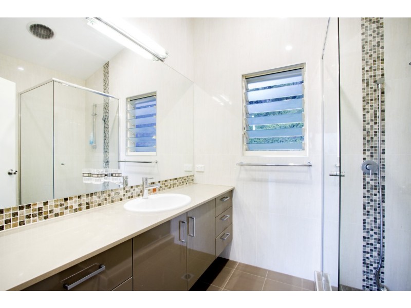 4 Airlie Crescent, Airlie Beach QLD 4802