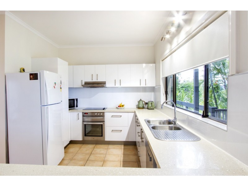 4/24 Illawong Street, Cannonvale QLD 4802