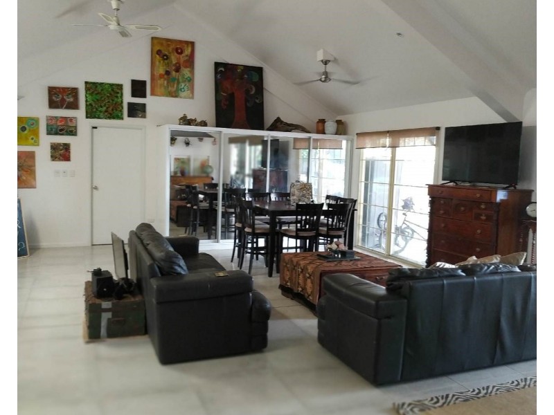 15 Dudley Road, Proserpine QLD 4800