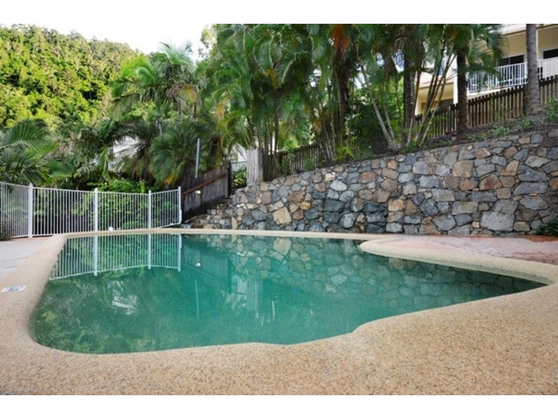 16/12 Eshelby Drive, Cannonvale QLD 4802