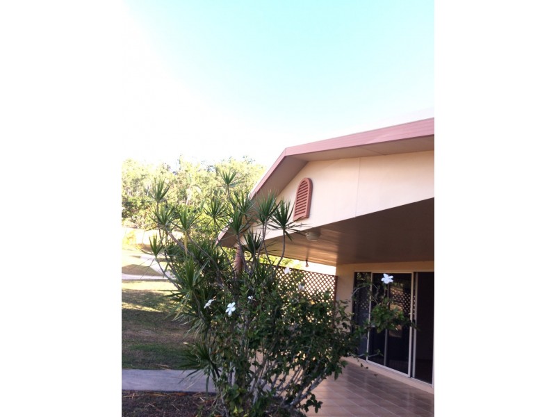 2/1 Braithwaite Court, Woodwark QLD 4802