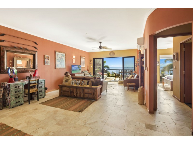 5/36 Coral Esplanade, Cannonvale QLD 4802
