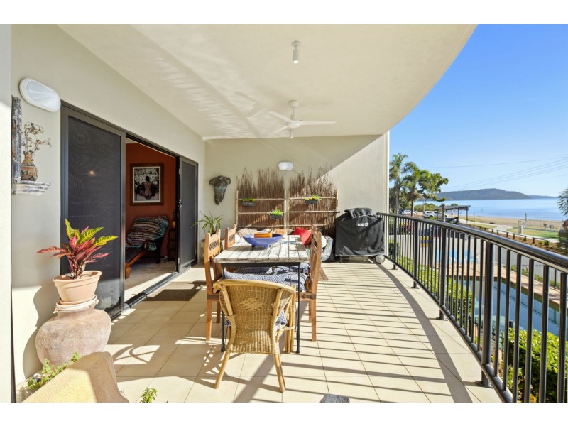 5/36 Coral Esplanade, Cannonvale QLD 4802