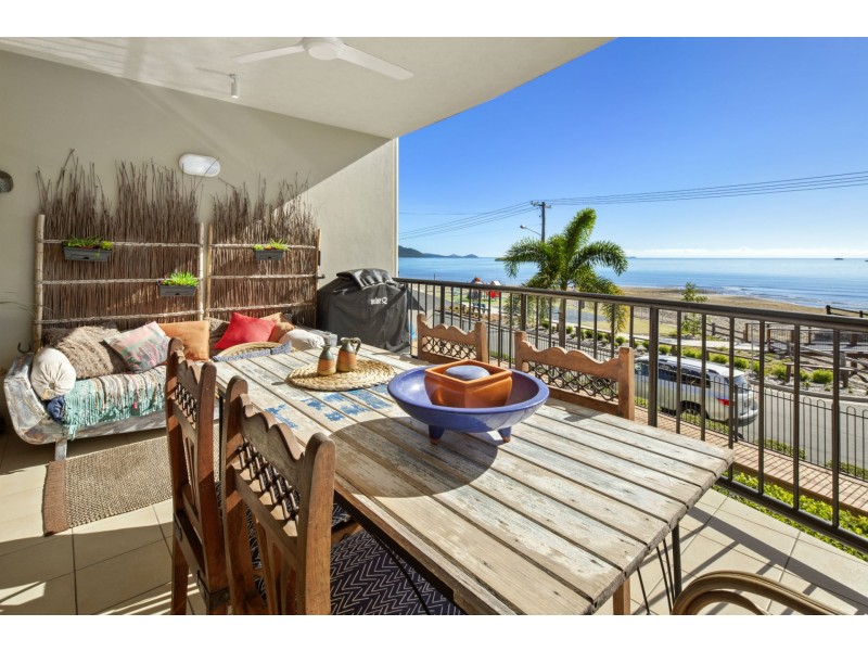 5/36 Coral Esplanade, Cannonvale QLD 4802