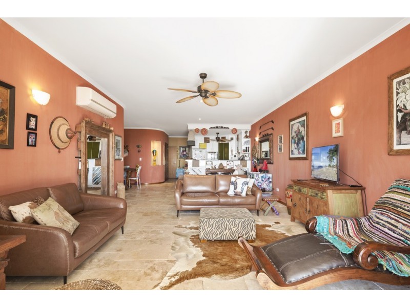 5/36 Coral Esplanade, Cannonvale QLD 4802