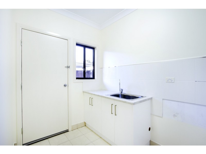 39 Valley Drive, Cannonvale QLD 4802