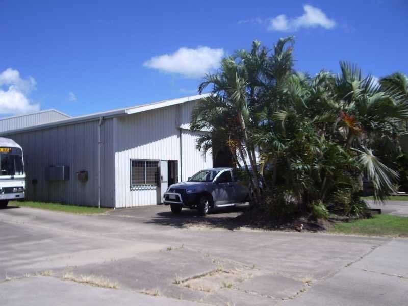 6 Nicol Street, Proserpine QLD 4800