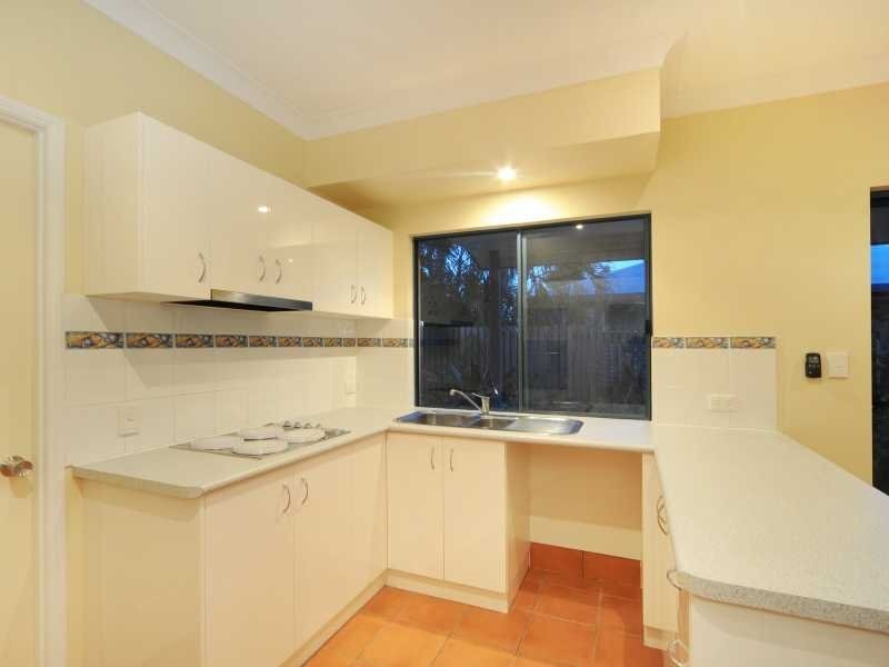 Unit 2/12 Erromango Drive, Jubilee Pocket QLD 4802