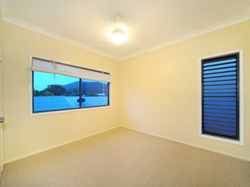 Unit 2/12 Erromango Drive, Jubilee Pocket QLD 4802