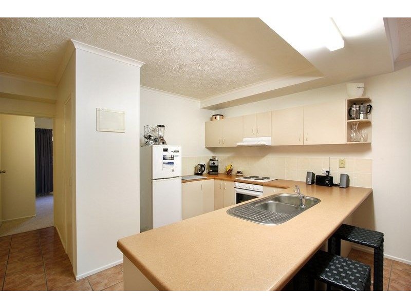 9/20 Island Drive, Cannonvale QLD 4802