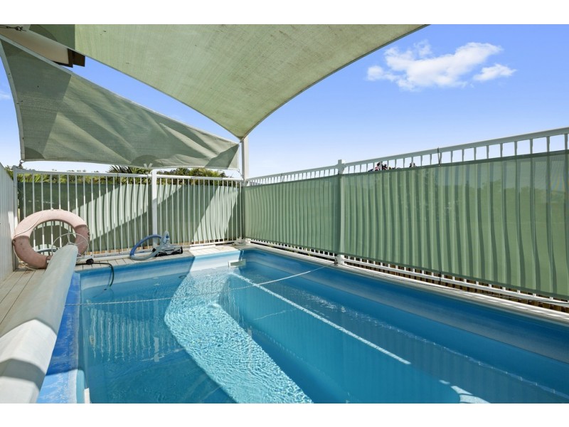 24 Endeavour Circuit, Cannonvale QLD 4802