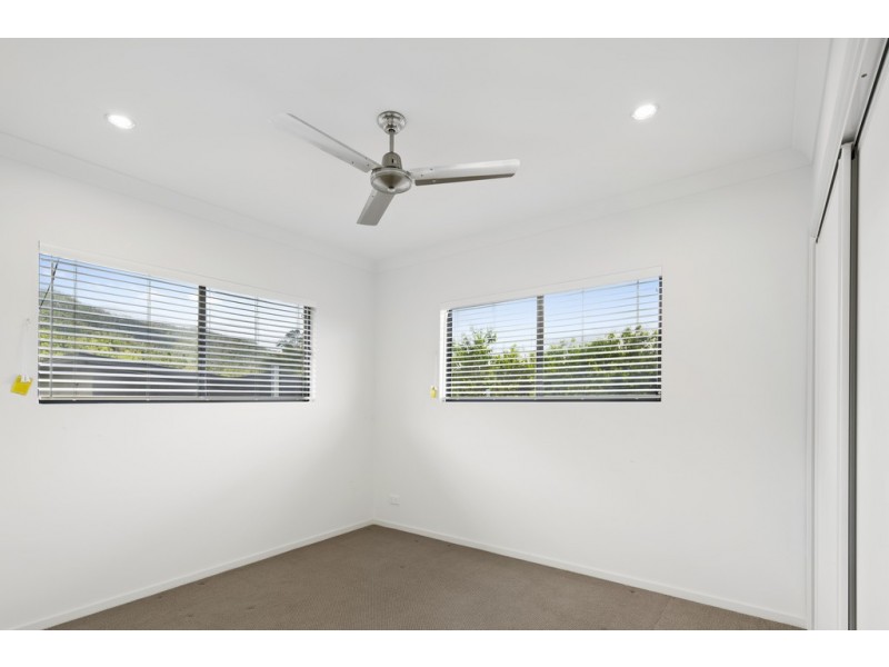 24 Endeavour Circuit, Cannonvale QLD 4802