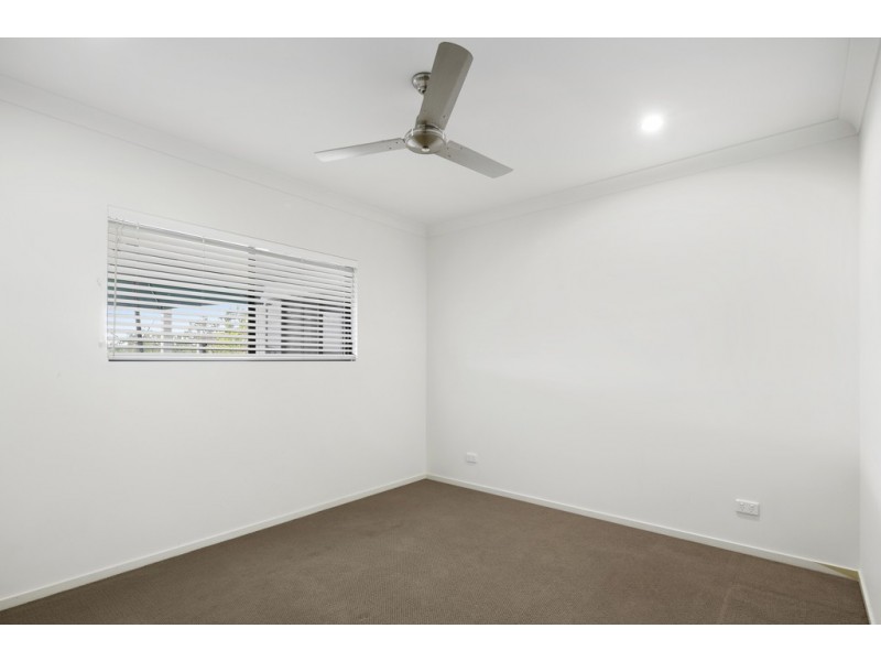 24 Endeavour Circuit, Cannonvale QLD 4802