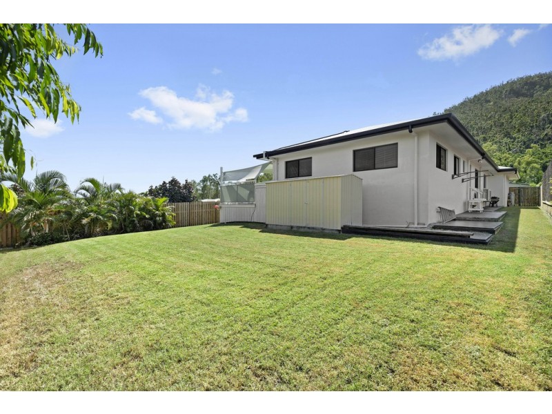 24 Endeavour Circuit, Cannonvale QLD 4802