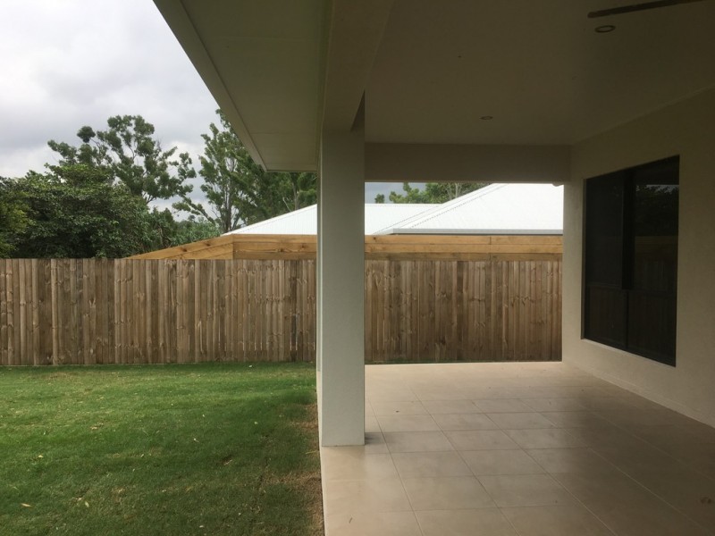 12A Jessamine Close, Cannonvale QLD 4802