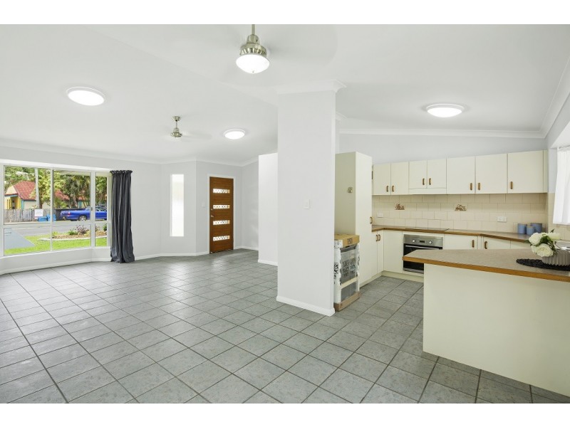 16 Catherine Crescent, Jubilee Pocket QLD 4802