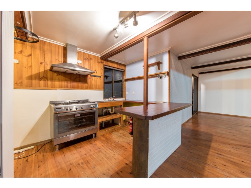 14 Warruga Street, Cannonvale QLD 4802