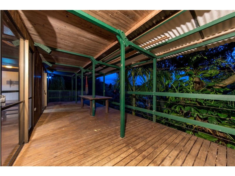14 Warruga Street, Cannonvale QLD 4802