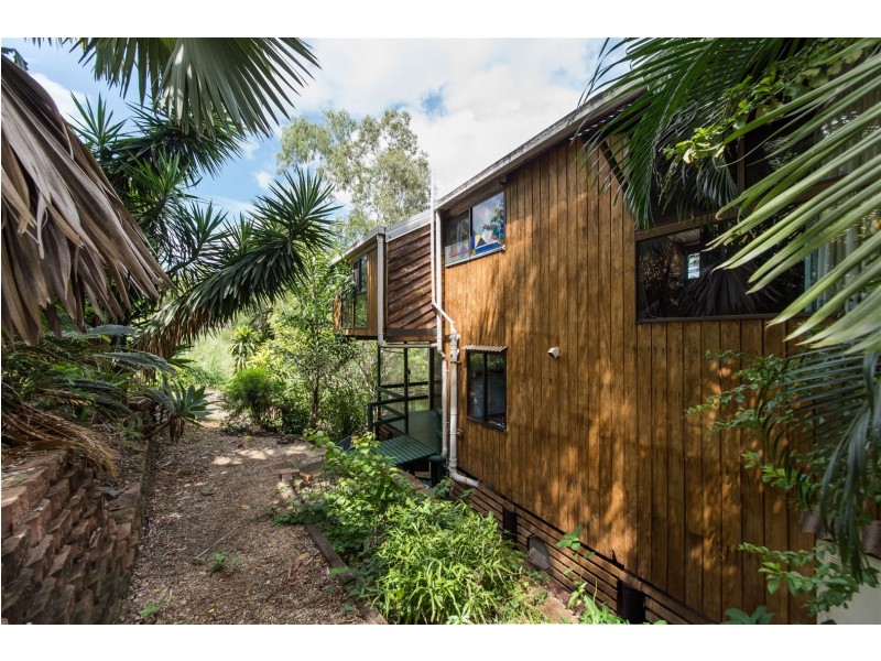 14 Warruga Street, Cannonvale QLD 4802