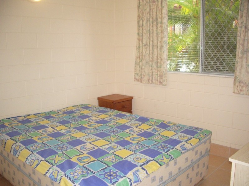 1/14 Island Drive, Cannonvale QLD 4802