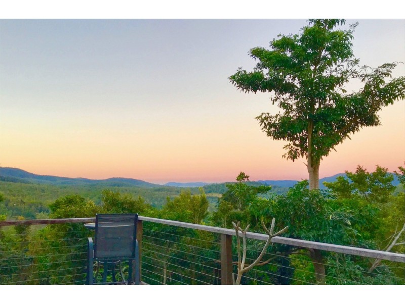 74 Moon Crescent, Sugarloaf QLD 4800