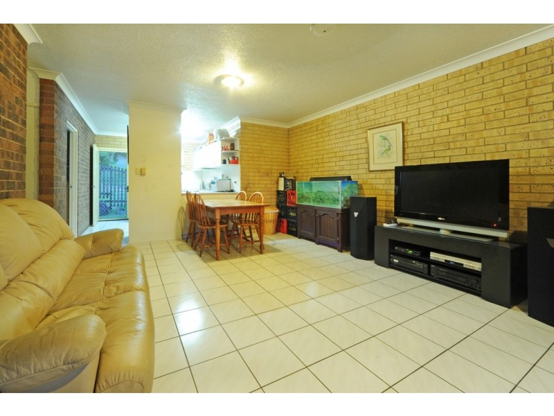 1 Adina Street, Cannonvale QLD 4802