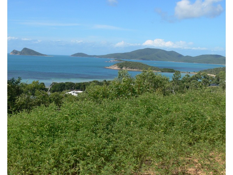 28 Rattray Avenue, Hideaway Bay QLD 4800