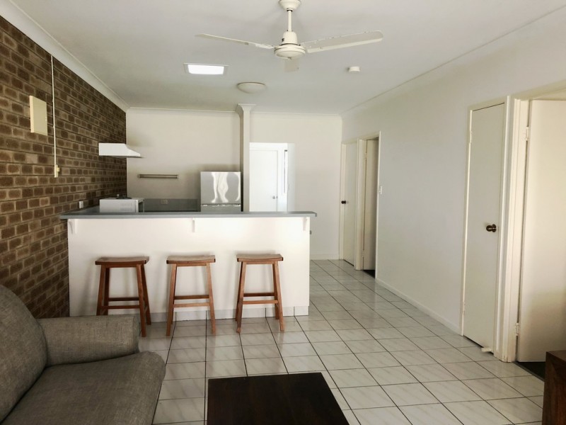 2/12 Pandanus Drive, Cannonvale QLD 4802