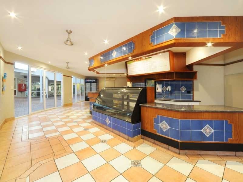 Shop 17 and 18 Whitsunday Shopping Centre, Shute Harbour Road, Cannonvale QLD 4802
