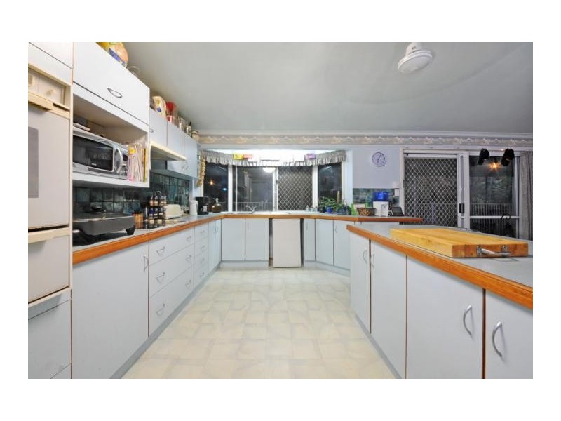 44 Moonlight Drive, Jubilee Pocket QLD 4802