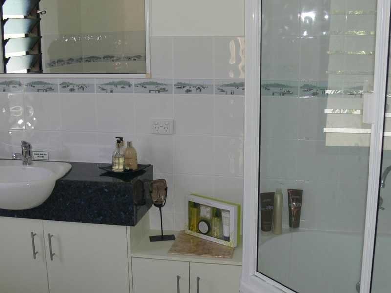 14 Gloucester Avenue, Hideaway Bay QLD 4800