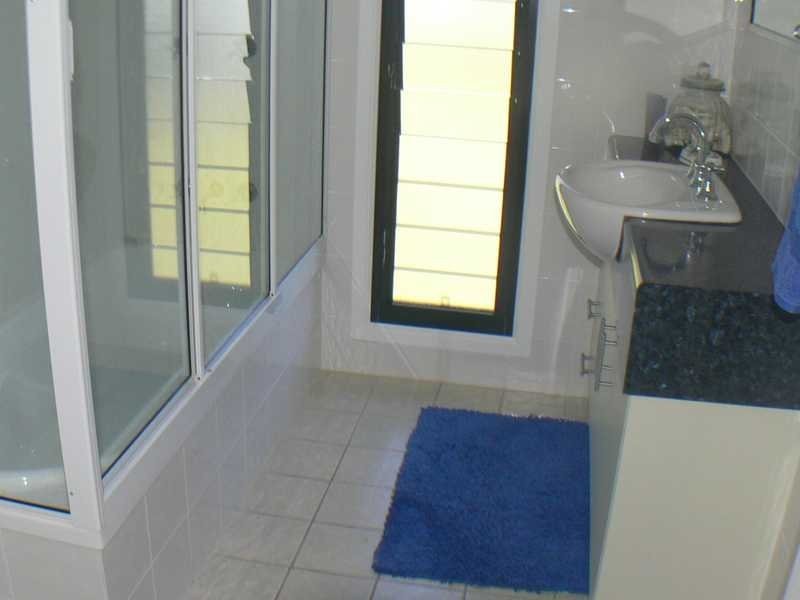 14 Gloucester Avenue, Hideaway Bay QLD 4800