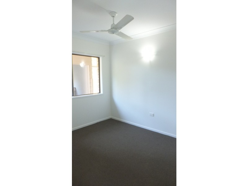 7/12 Pandanus Drive, Cannonvale QLD 4802