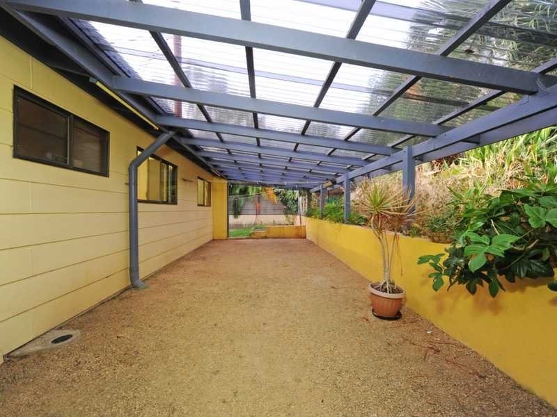 17 Wambiri Street, Cannonvale QLD 4802