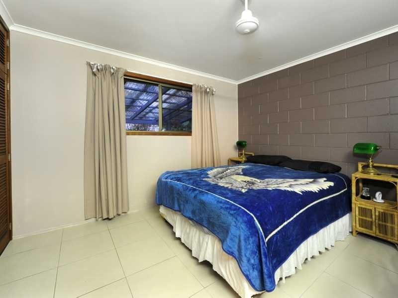 17 Wambiri Street, Cannonvale QLD 4802