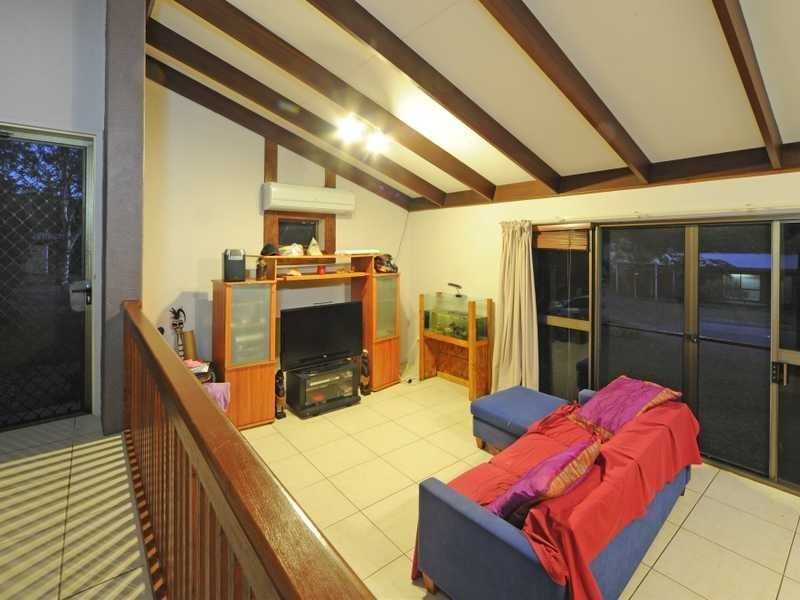 17 Wambiri Street, Cannonvale QLD 4802