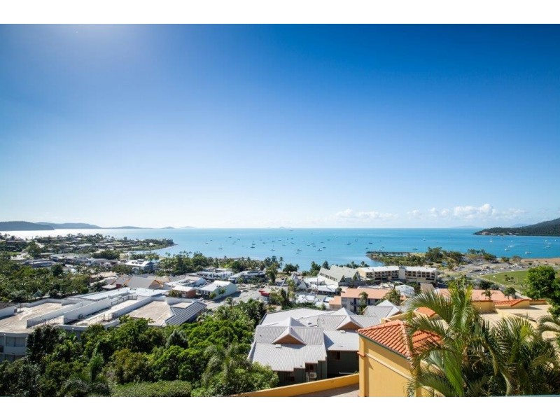 19/12 Golden Orchid Drive, Airlie Beach QLD 4802