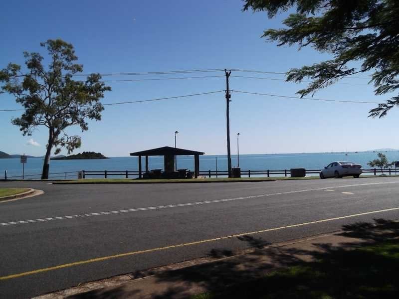 38 Coral Esplanade, Cannonvale QLD 4802