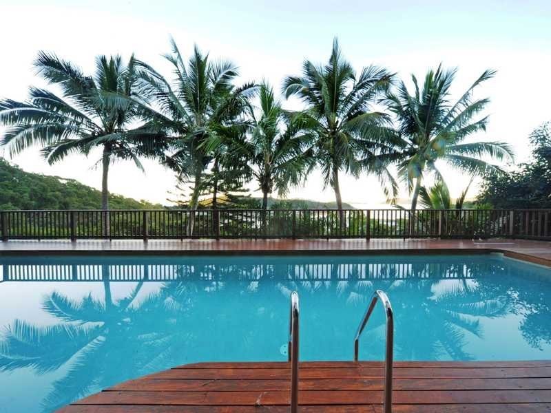7 Warrain Street, Shute Harbour QLD 4802