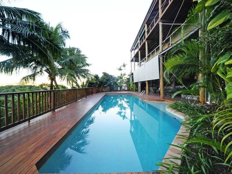 7 Warrain Street, Shute Harbour QLD 4802