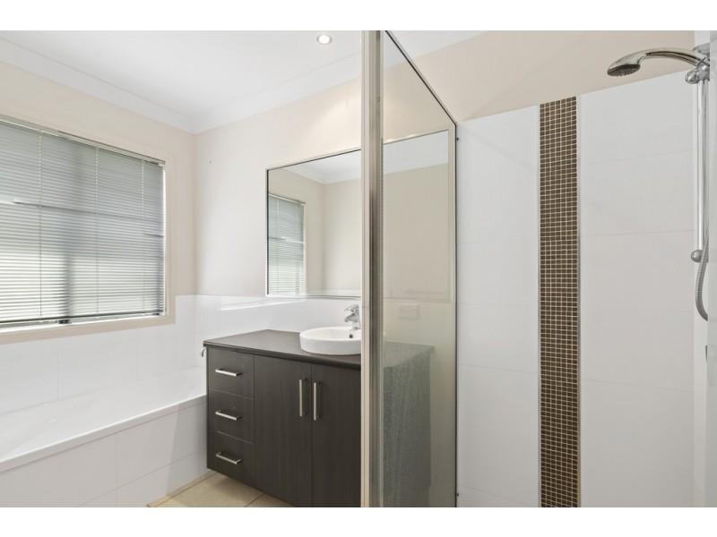23 Armada Crescent, Jubilee Pocket QLD 4802